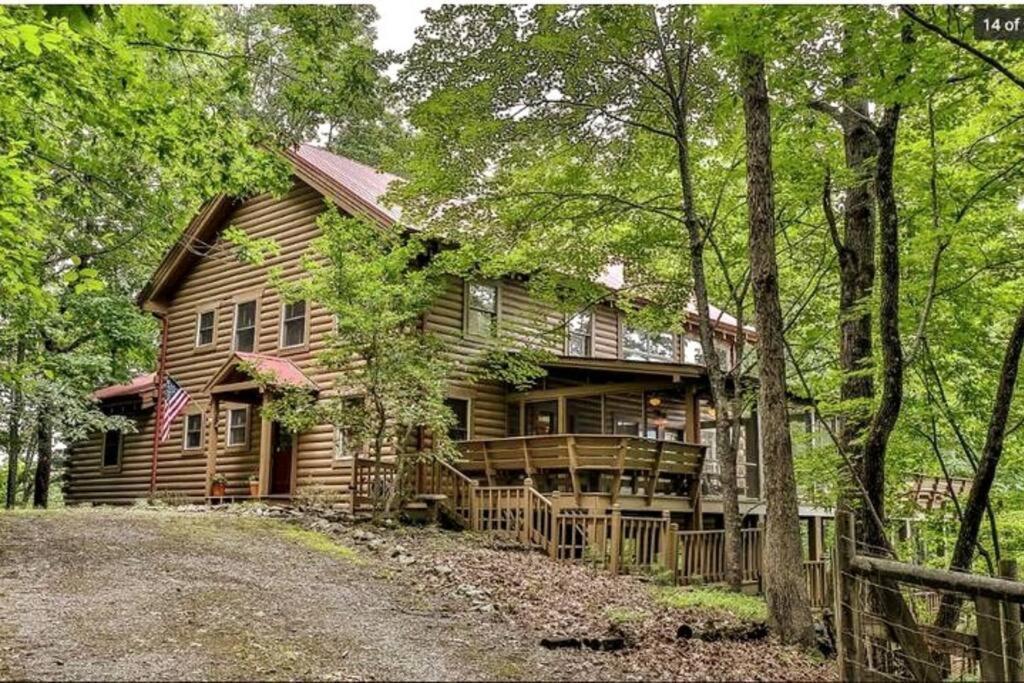 Blue Ridge Bliss- Spacious Cabin, Pets, Hot Tub! Eksteriør billede