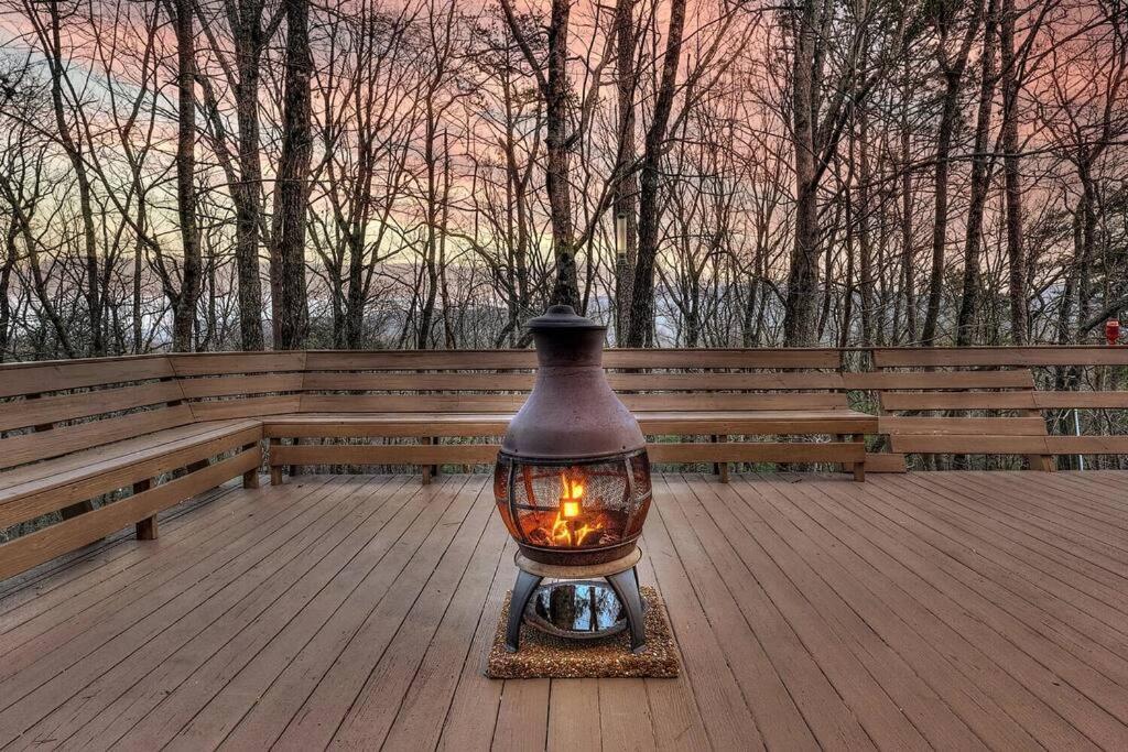 Blue Ridge Bliss- Spacious Cabin, Pets, Hot Tub! Eksteriør billede