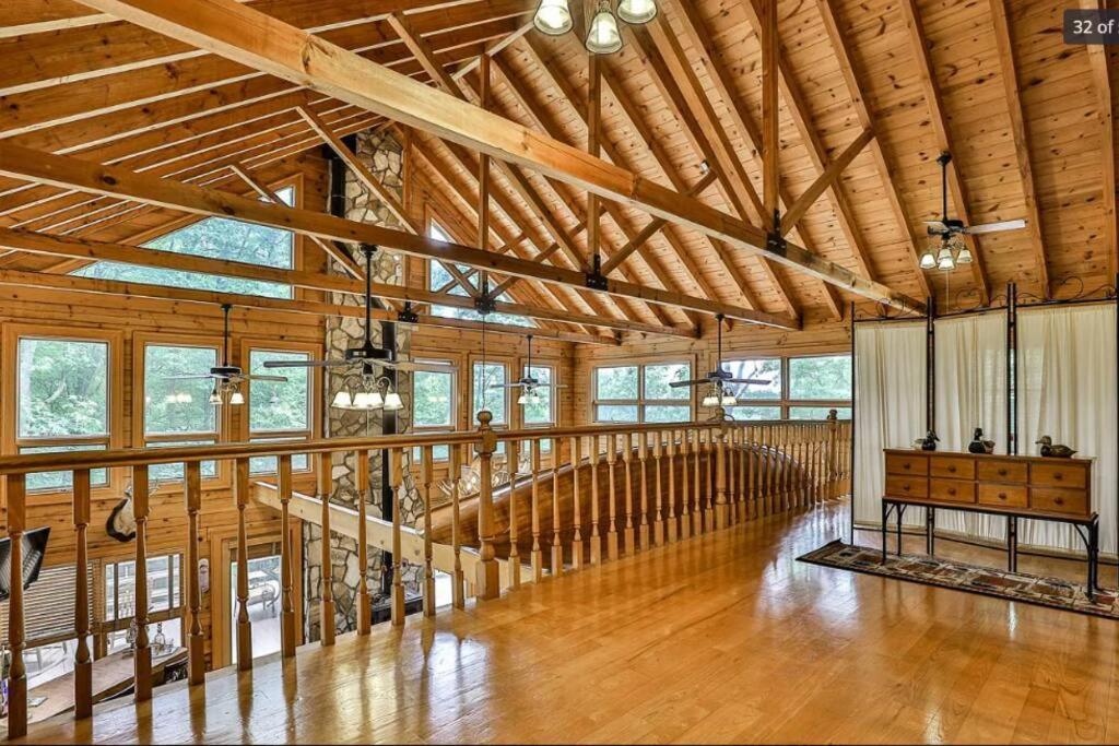 Blue Ridge Bliss- Spacious Cabin, Pets, Hot Tub! Eksteriør billede