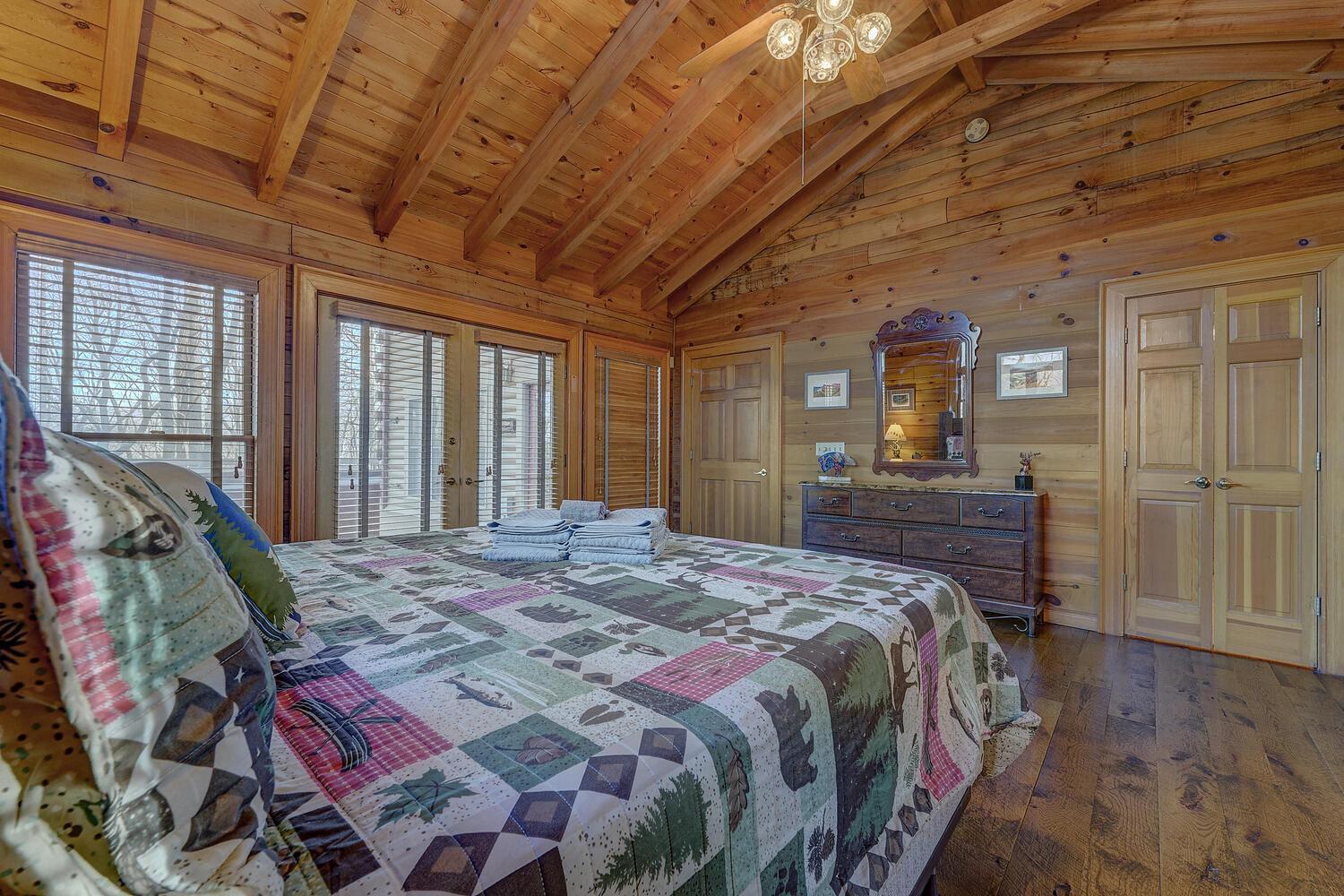 Blue Ridge Bliss- Spacious Cabin, Pets, Hot Tub! Eksteriør billede